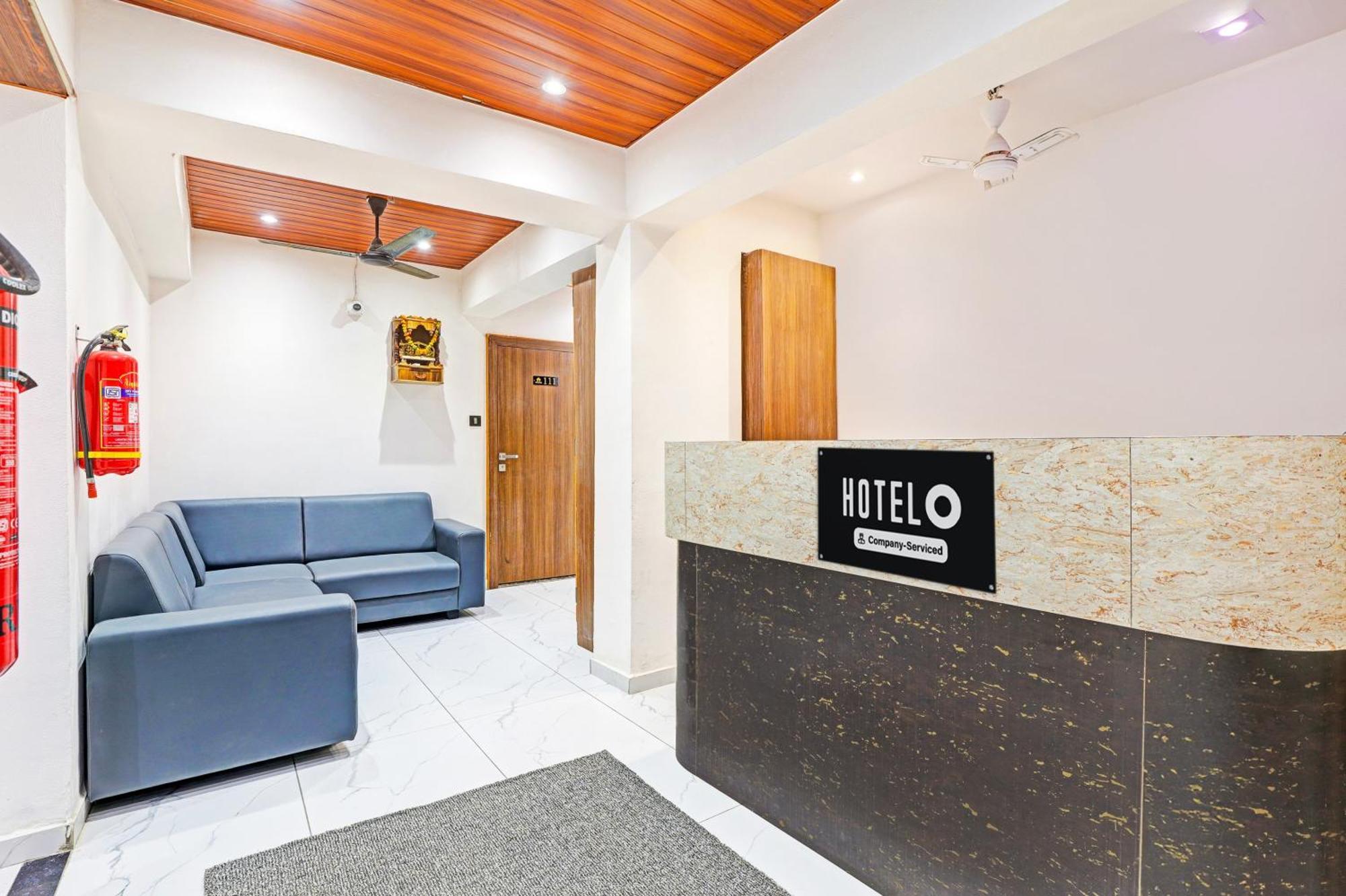 Super Hotel O Althan Formerly Hotel Niraant สุรัต ภายนอก รูปภาพ